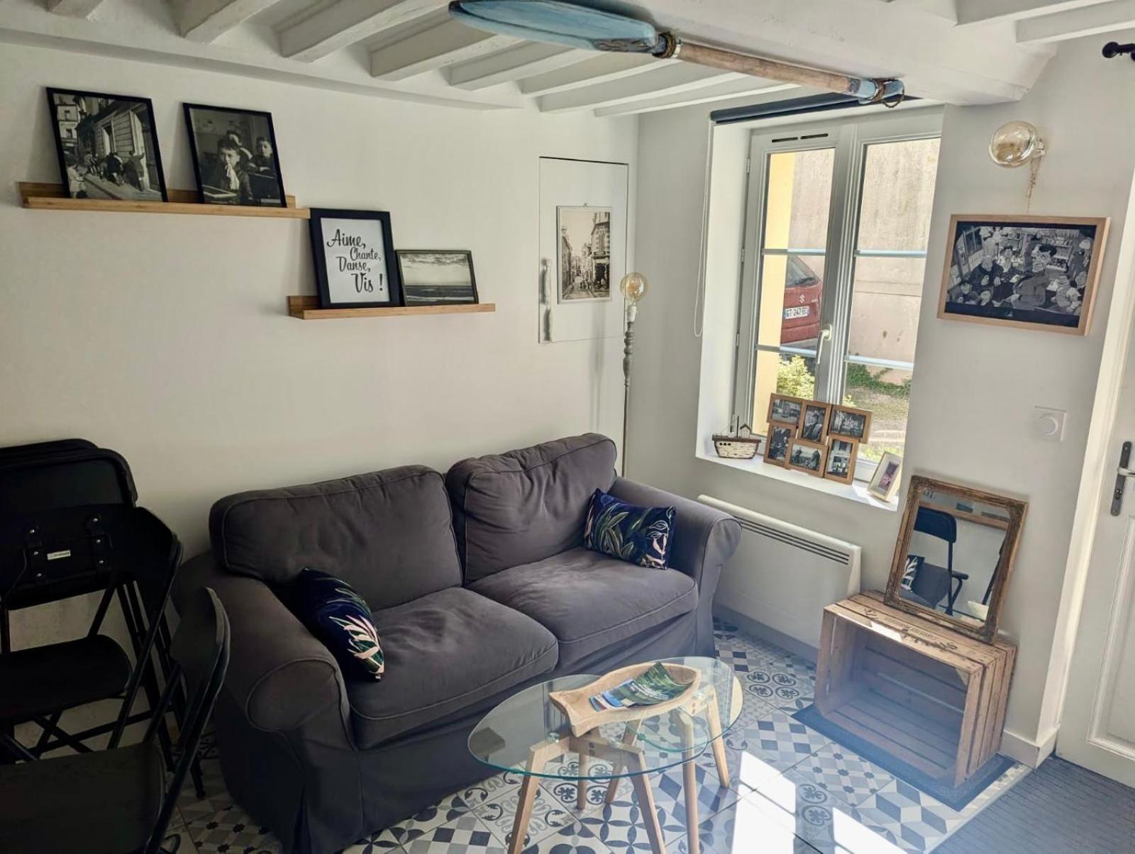 Charmante Maison Au Coeur De Villerville Εξωτερικό φωτογραφία